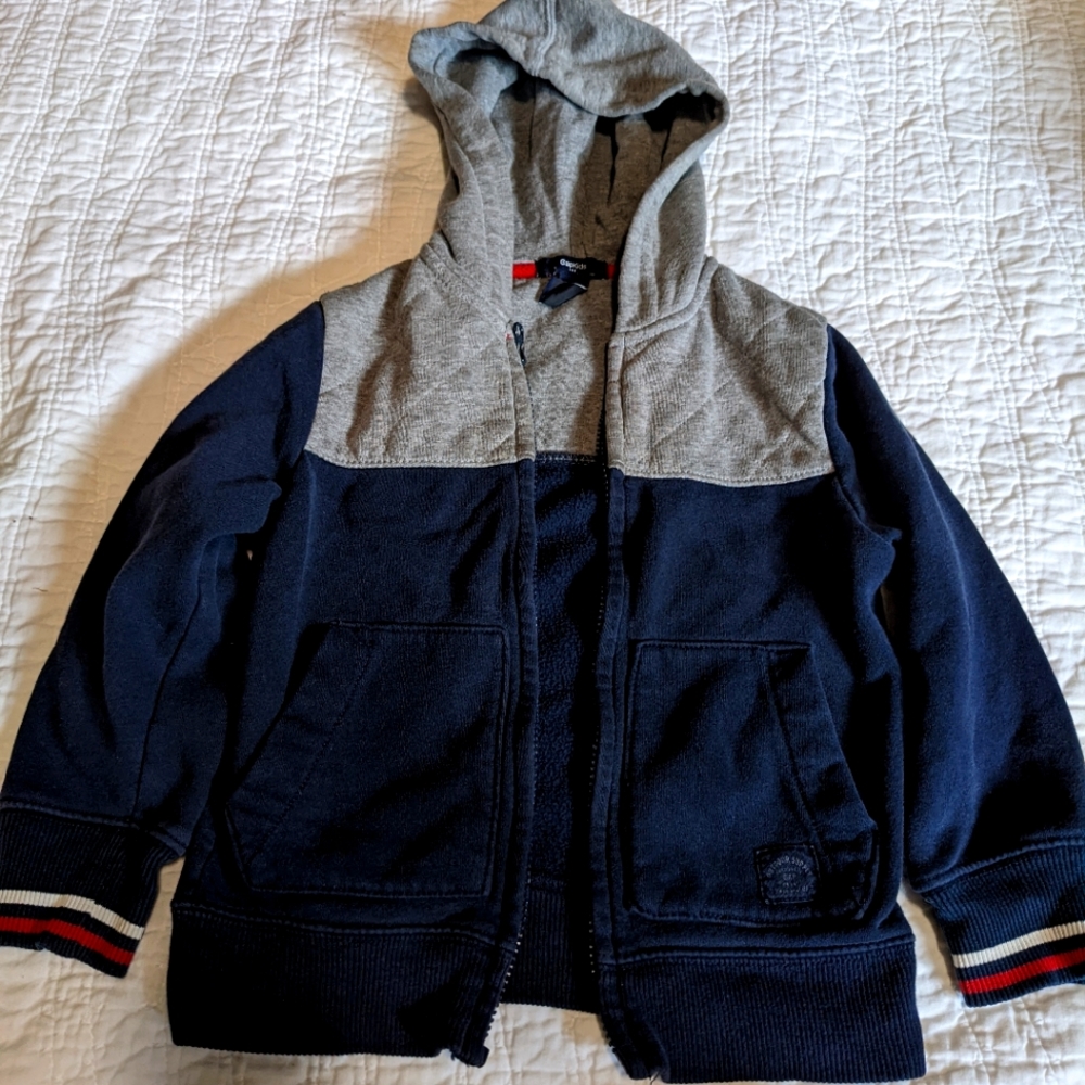 Gap hoodie size XS 4-5 years
